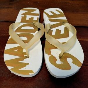 BNWT Steve Madden Flip Flop Sandals Size 8